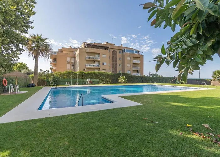 Homes Hesperides Garden * Málaga